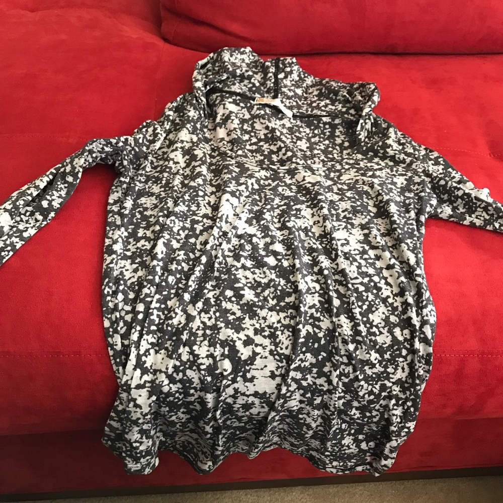Black and white hoodie!